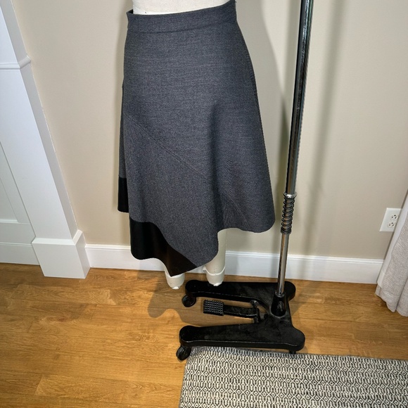 Boss By HUGO BOSS Asymmetrical Skirt with Faux Leather Hen - Picture 5 of 8